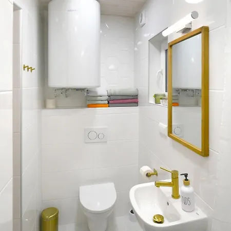 Tammsaare Pesa بارنو